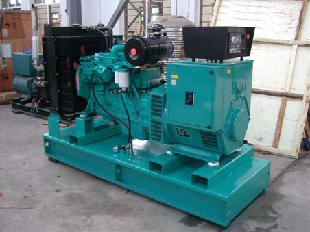 黑水200kw康明斯柴油发电机组图片 黑水200kw康明斯柴油发电机组图片